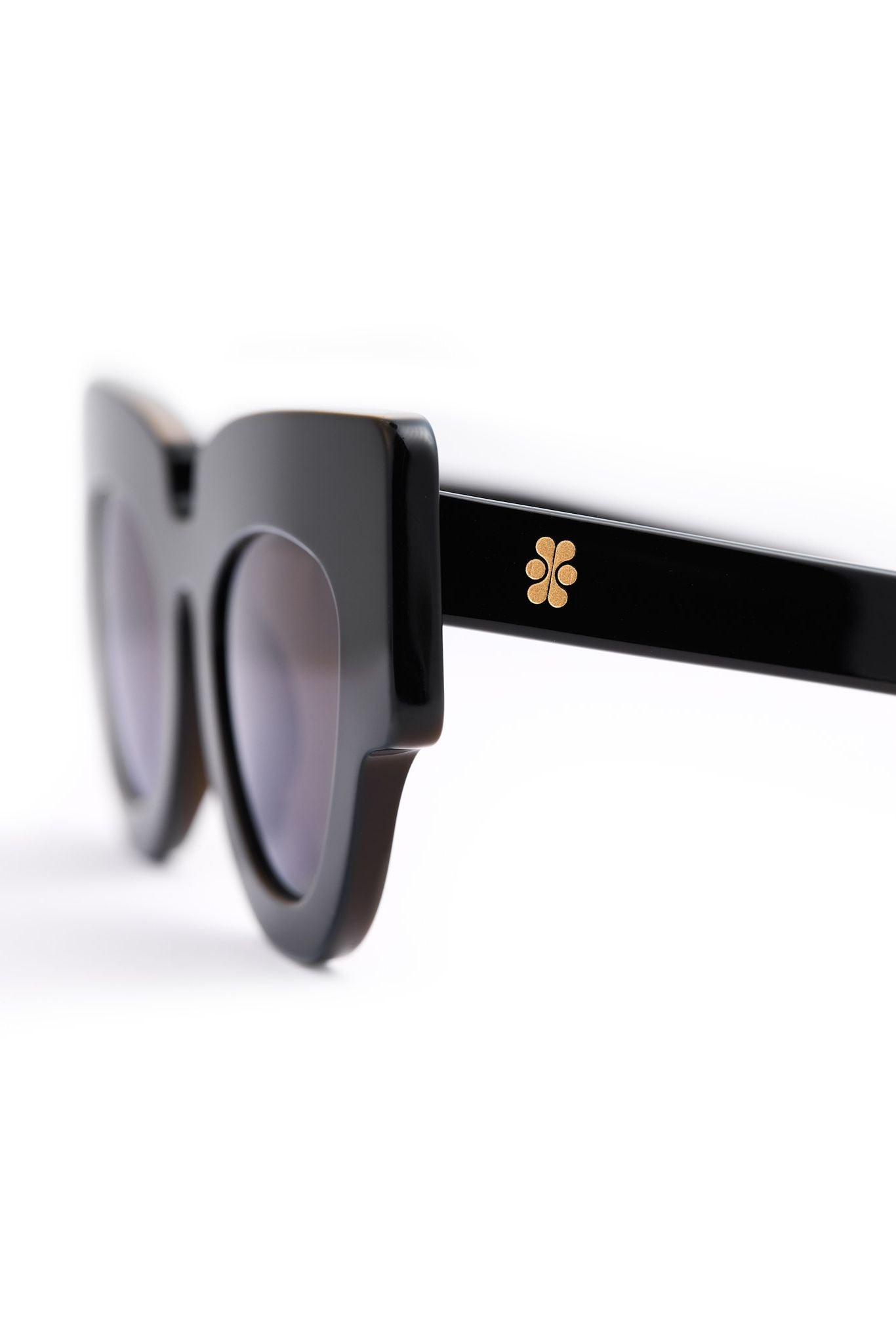 THE CB CLASSIC - JACKIE ONYX