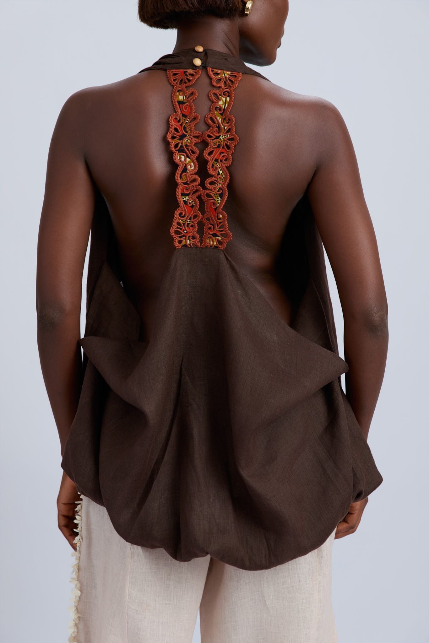 AURA BROWN