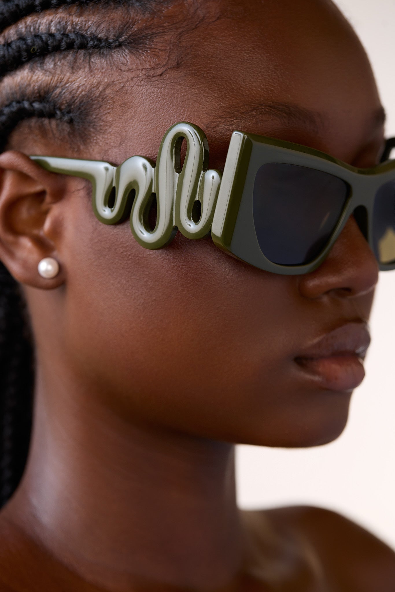 THE CB SIGNATURE OLIVE
