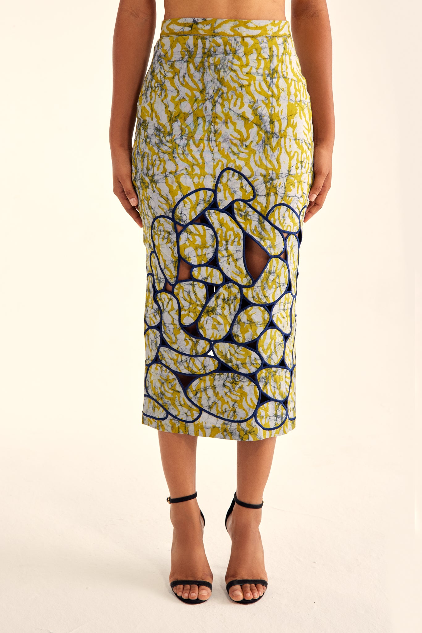 COLUMN SKIRT WITH CUT OUT EMBROIDERED DETAIL